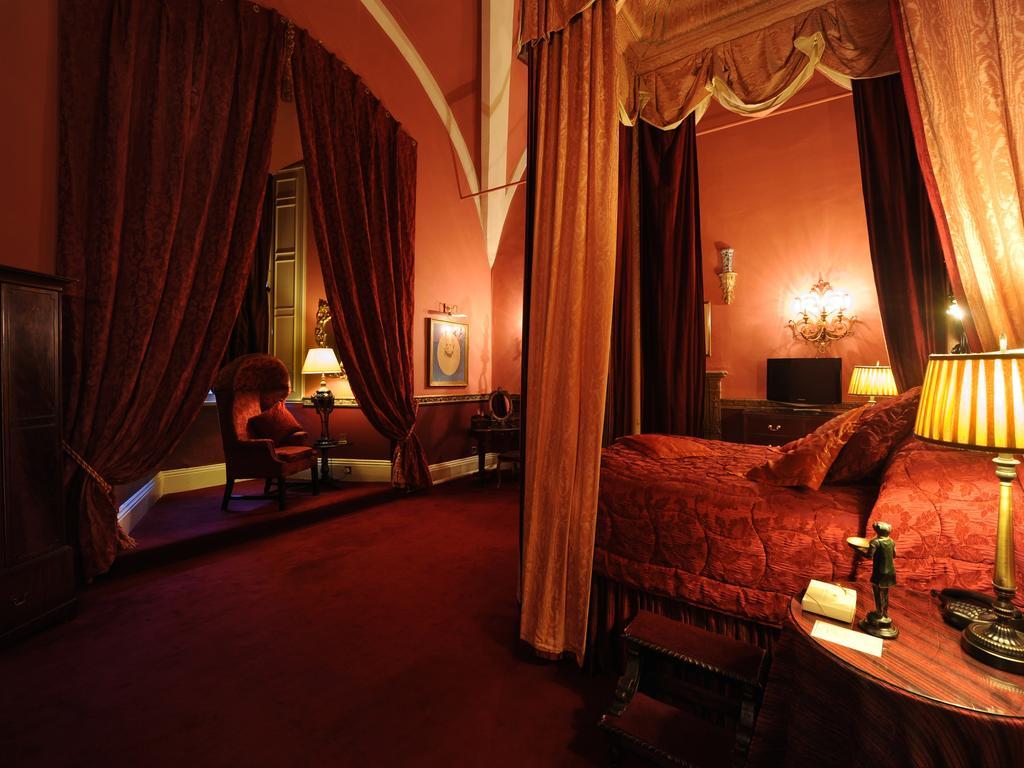 Lumley Castle Hotel Chester-le-Street Exterior foto